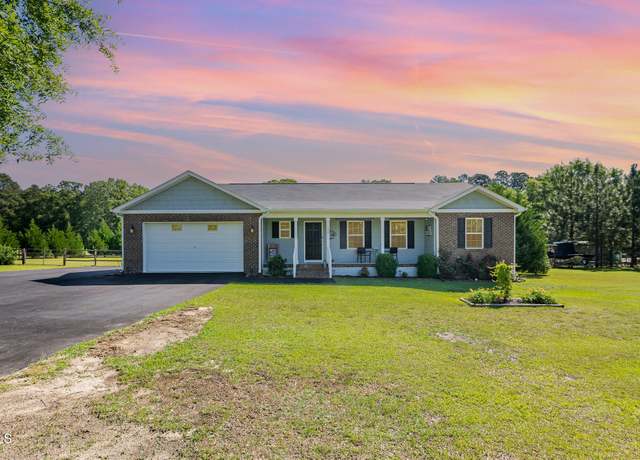 Property at 198 Fore View Ln, Sanford, NC 27332, 3 beds, 2 baths