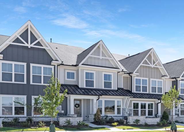 Property at 3022 White Rail Dr, Fuquay Varina, NC 27526, 4 beds, 3.5 baths