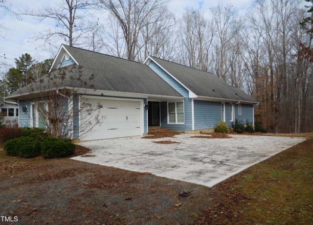 Property at 513 Port Dr, Henderson, NC 27537, 3 beds, 2 baths