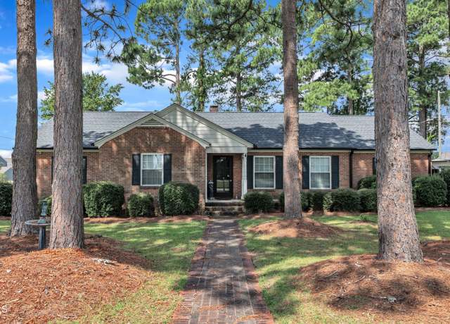 Property at 302 S Pine St, Benson, NC 27504, 3 beds, 2.5 baths
