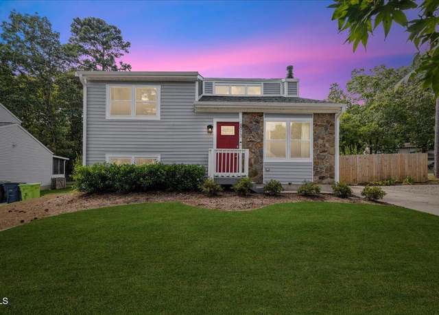 Property at 8913 Taymouth Ct, Raleigh, NC 27613, 3 beds, 2 baths