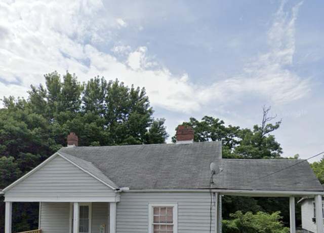 Property at 117 Ridge St, Reidsville, NC 27320, 3 beds, 1 bath