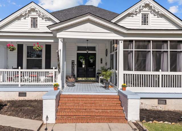 Property at 400 S Boddie St, Nashville, NC 27856, 4 beds, 2 baths