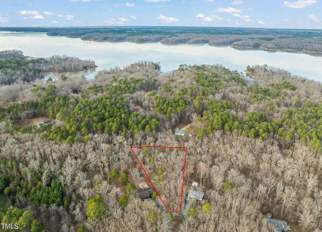 Property at 100 Red Bud Ct, Clarksville, VA 23927