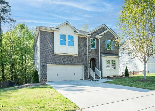 Property at 1004 Longleaf Pine Pl, Mebane, NC 27302, 5 beds, 3 baths