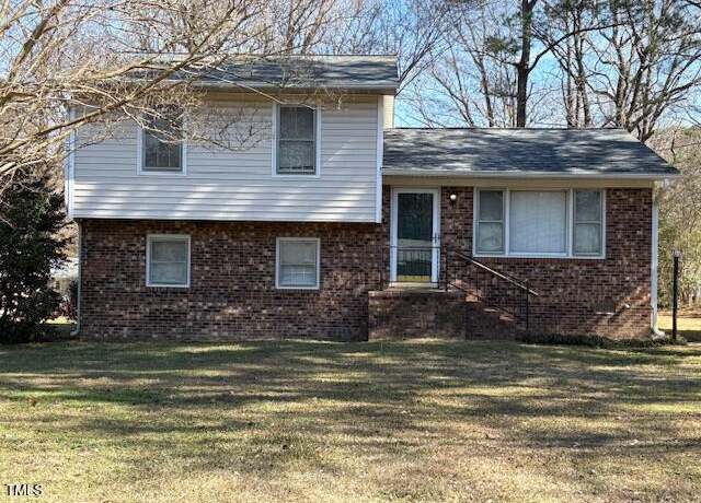 Property at 220 Fox Run Dr, Wendell, NC 27591, 3 beds, 2 baths