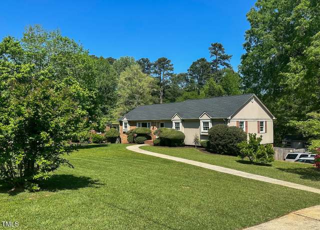 Property at 106 Chariot Dr, Sanford, NC 27330, 3 beds, 2 baths