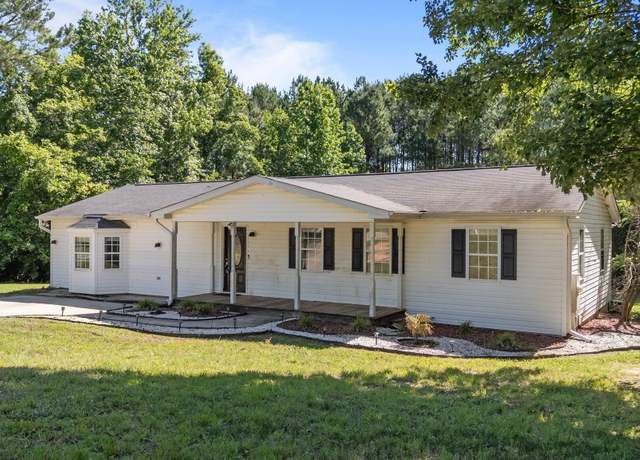 Property at 282 Cooke Rd, Louisburg, NC 27549, 3 beds, 1 bath
