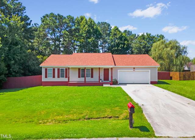 Property at 404 Seahawk Ct, Richlands, NC 28574, 3 beds, 2 baths