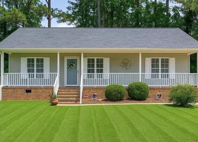 Property at 212 Southerby Dr, Garner, NC 27529, 3 beds, 2 baths