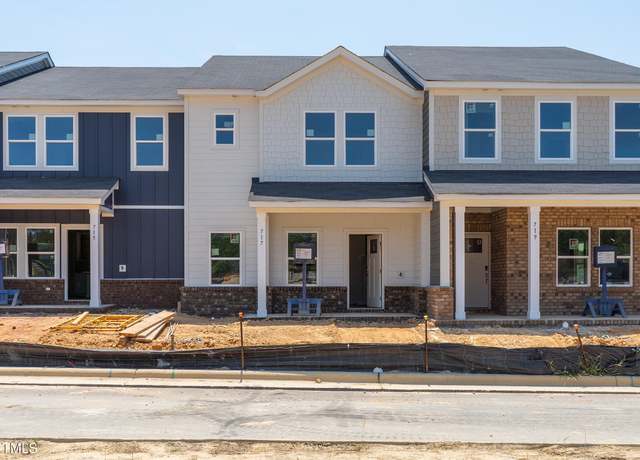 Property at 717 Chandler Stone Dr, Zebulon, NC 27597, 3 beds, 2.5 baths