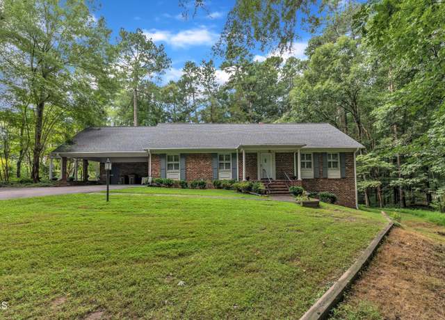 Property at 735 Durham Rd, Wake Forest, NC 27587, 5 beds, 3 baths