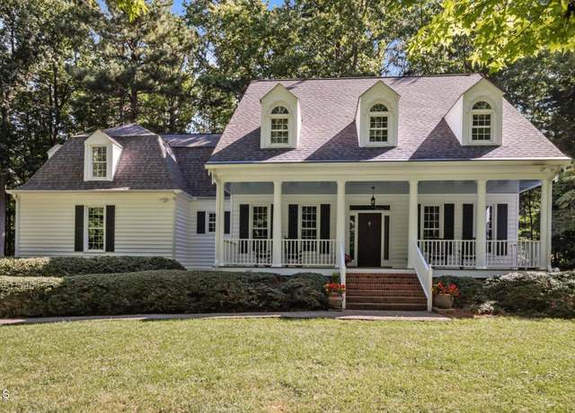 Property at 5216 Woods End Rd, Hillsborough, NC 27278, 4 beds, 3.5 baths