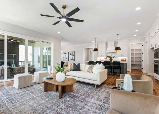 Property at 928 Lily Claire Ln, Fuquay Varina, NC 27526, 4 beds, 4.5 baths