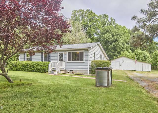Property at 909 Goodwin Rd, Durham, NC 27712, 3 beds, 1.5 baths