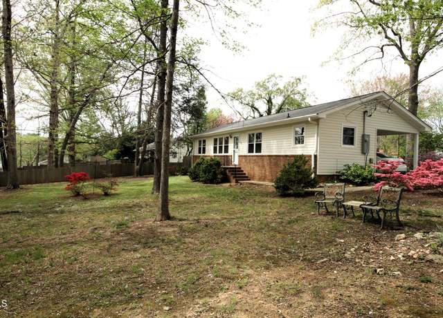 Property at 505 E Graham St, Mebane, NC 27302, 3 beds, 1 bath