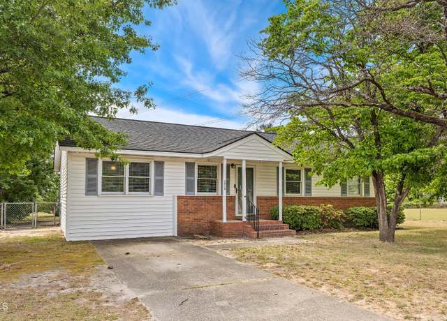 Property at 2016 Ireland Dr, Fayetteville, NC 28306, 3 beds, 1 bath