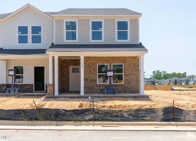 Property at 719 Chandler Stone Dr, Zebulon, NC 27597, 3 beds, 2.5 baths