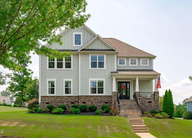 Property at 909 Green Oaks Pkwy, Holly Springs, NC 27540, 6 beds, 5 baths