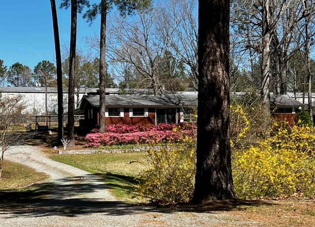 Property at 3007 Old Raleigh Rd, Apex, NC 27502, 3 beds, 1.5 baths
