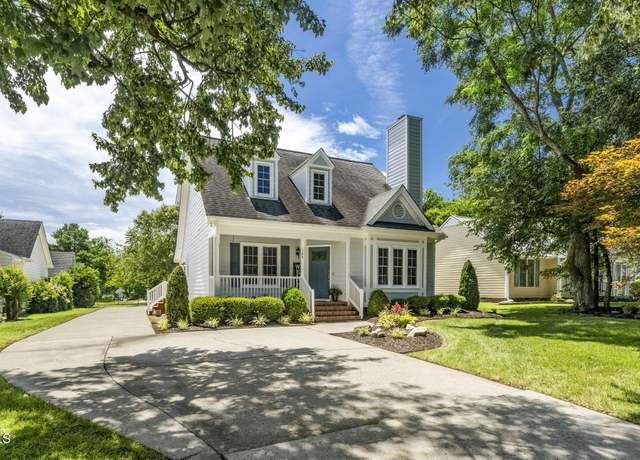 Property at 106 Perry Farms Drive Dr, Apex, NC 27502, 3 beds, 2.5 baths