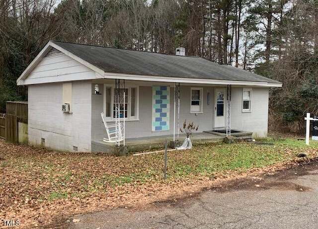 Property at 709 W Horne St, Clayton, NC 27520, 2 beds, 1 bath