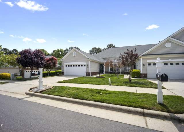 Property at 408 Sawgrass Hill Ct, Cary, NC 27519, 2 beds, 2 baths