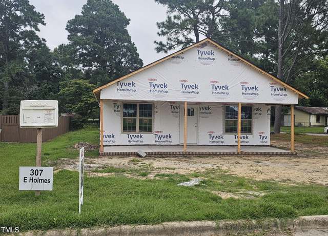 Property at 307 E Holmes St, Benson, NC 27504, 3 beds, 2 baths