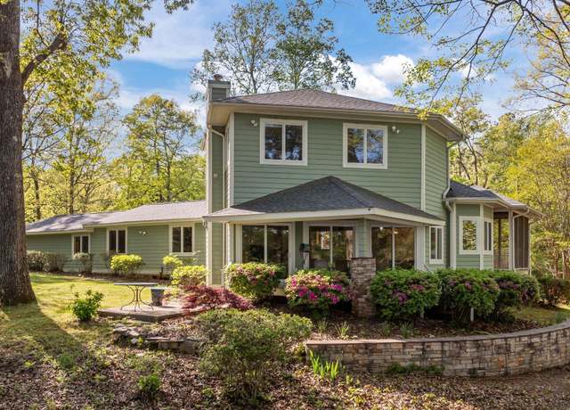 Property at 373 Sagamore Dr, Louisburg, NC 27549, 4 beds, 3 baths