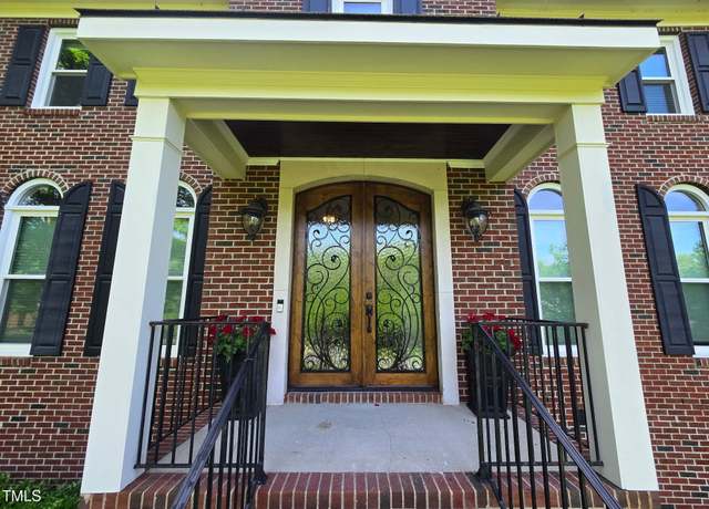 Property at 5025 Martin Farm Rd, Raleigh, NC 27613, 4 beds, 3 baths