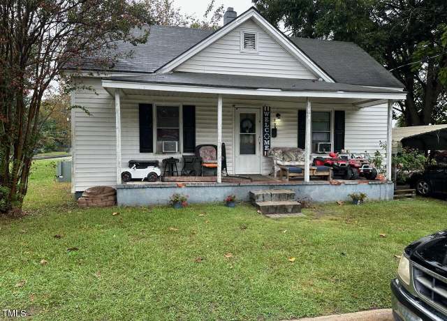 Property at 208 S Ethel St, Selma, NC 27576, 3 beds, 1 bath