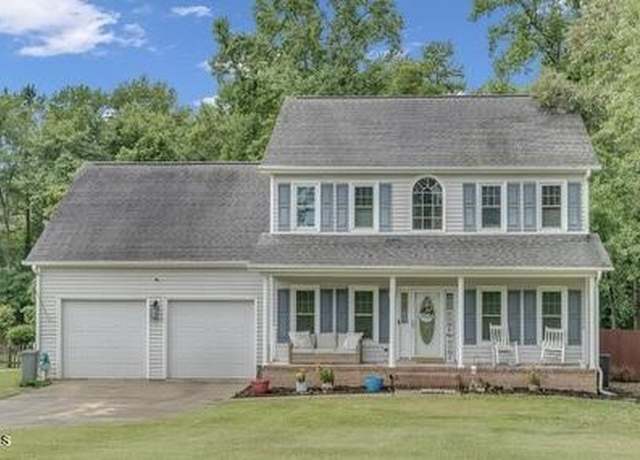 Property at 1520 Grassy Branch Dr, Fayetteville, NC 28304, 3 beds, 2.5 baths