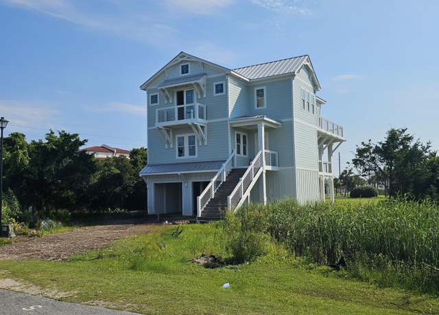 Property at 6 Cape Ln, North Topsail Beach, NC 28460, 4 beds, 4.5 baths