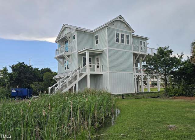 Property at 6 Cape Ln, North Topsail Beach, NC 28460, 4 beds, 4.5 baths