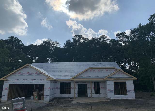 Property at 105 Oxford Ct, La Grange, NC 28551, 4 beds, 3.5 baths
