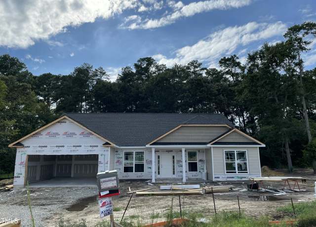 Property at 105 Oxford Ct, La Grange, NC 28551, 4 beds, 3.5 baths