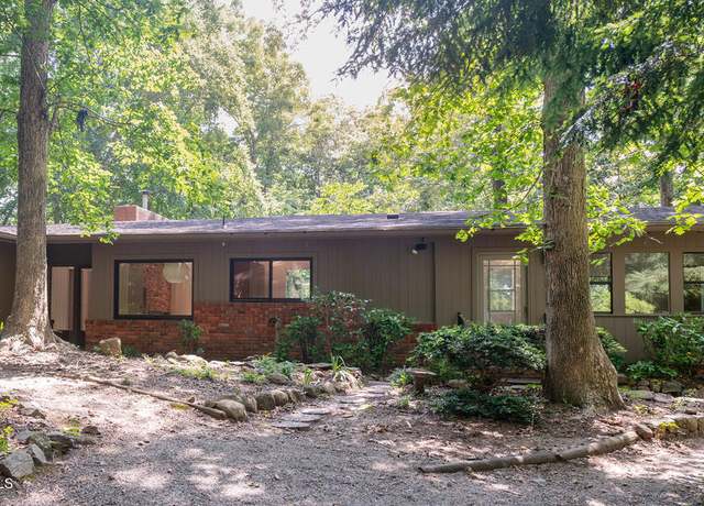 Property at 26 Mt. Bolus Rd, Chapel Hill, NC 27514, 3 beds, 3 baths