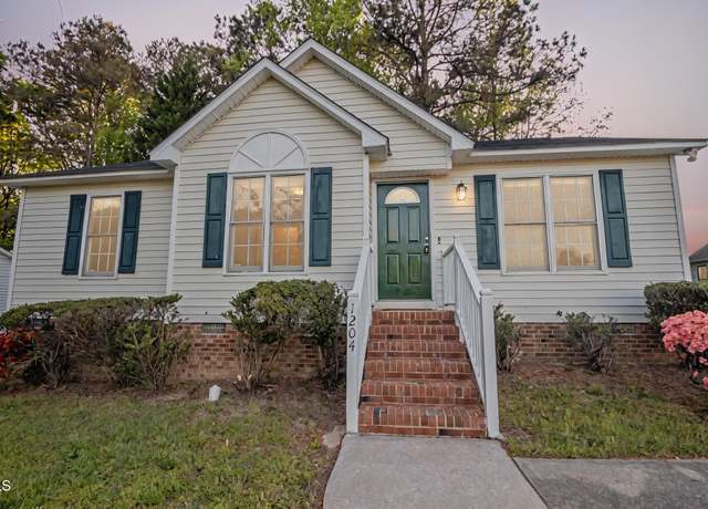 Property at 1204 Amberstone Dr, Knightdale, NC 27545, 3 beds, 2 baths