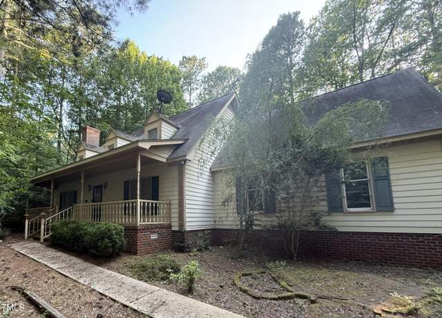 Property at 2037 Deer Trl, Clayton, NC 27527, 3 beds, 2.5 baths