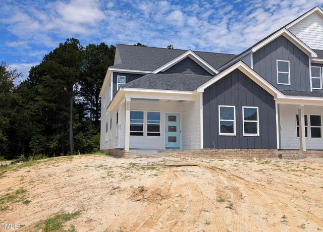 Property at 2932 Alyssa Ct, Raleigh, NC 27604, 3 beds, 2.5 baths