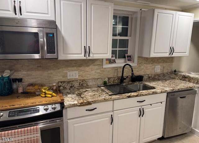 Property at 127 Dowtin St, Warrenton, NC 27589, 2 beds, 1 bath