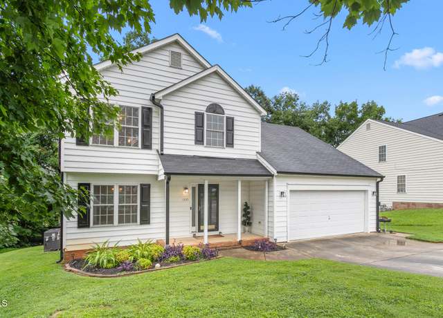 Property at 1333 Beaufort Dr, Graham, NC 27253, 3 beds, 2.5 baths