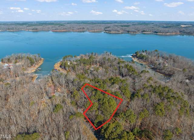 Property at 38 Crescent Ln, Clarksville, VA 23927