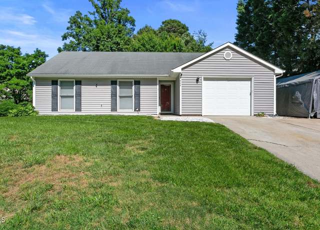 Property at 5608 Landerwood Dr, Greensboro, NC 27405, 3 beds, 2 baths