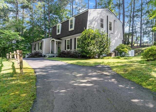 Property at 3070 Cameron Dr, Henderson, NC 27536, 4 beds, 2.5 baths