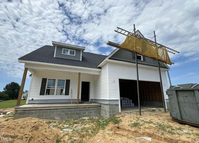 Property at 101 Baileys Pl, Pikeville, NC 27863, 3 beds, 2.5 baths