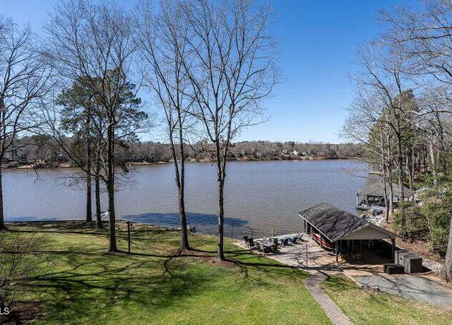 Property at 106 Nashua Cv, Louisburg, NC 27549, 4 beds, 3 baths