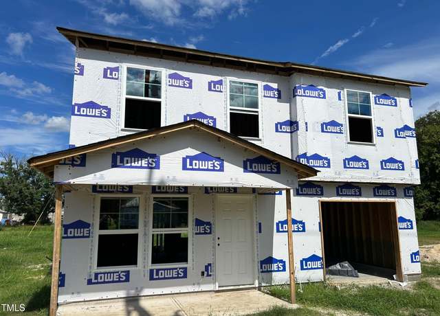 Property at 1123 Albemarle Ave, Tarboro, NC 27886, 4 beds, 2.5 baths