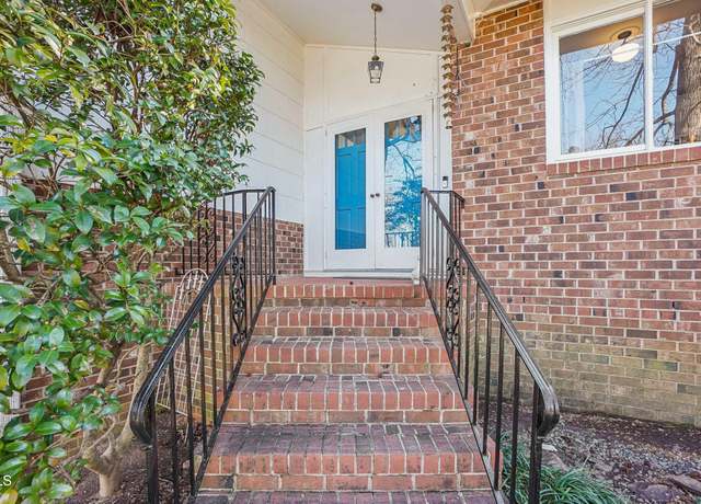 Property at 5410 Thayer Dr, Raleigh, NC 27612, 4 beds, 2.5 baths