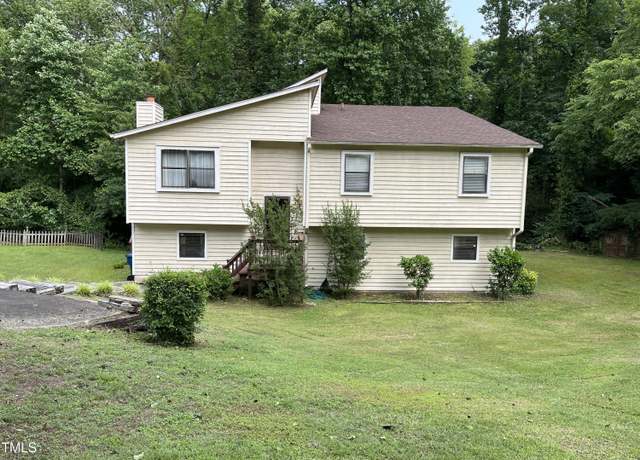 Property at 10 Winchester Ct, Durham, NC 27707, 3 beds, 2.5 baths